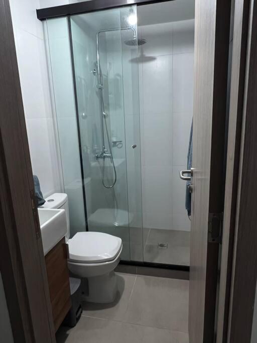 Estudio En La Zona Mas Bonita De Santa Cruz Santa Cruz de La Sierra Ngoại thất bức ảnh