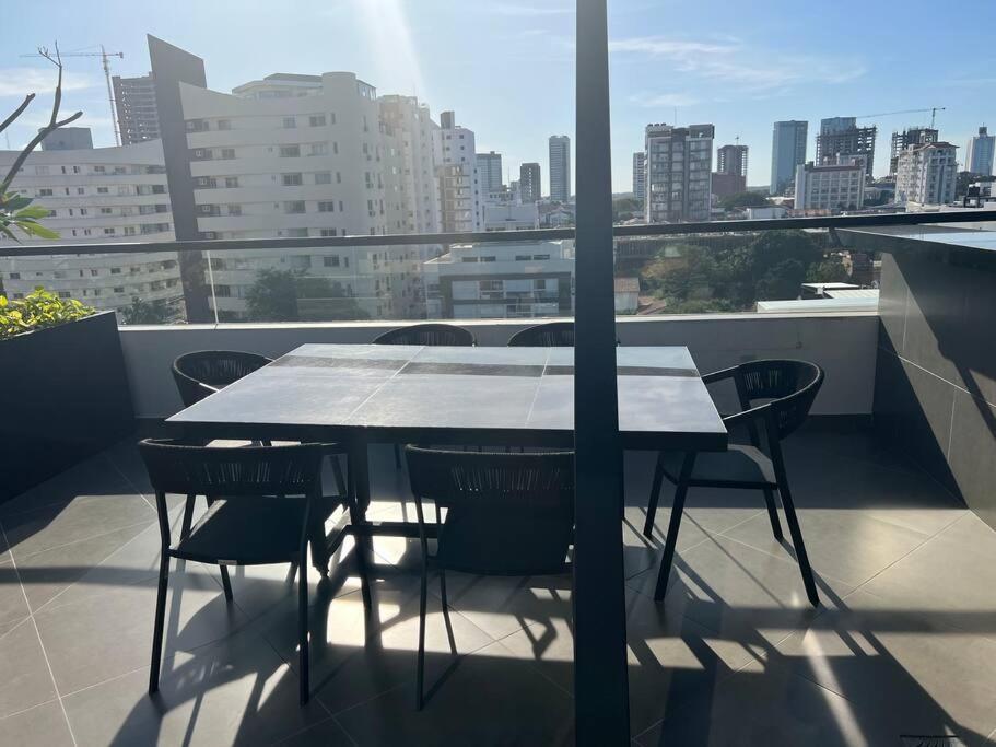 Estudio En La Zona Mas Bonita De Santa Cruz Santa Cruz de La Sierra Ngoại thất bức ảnh